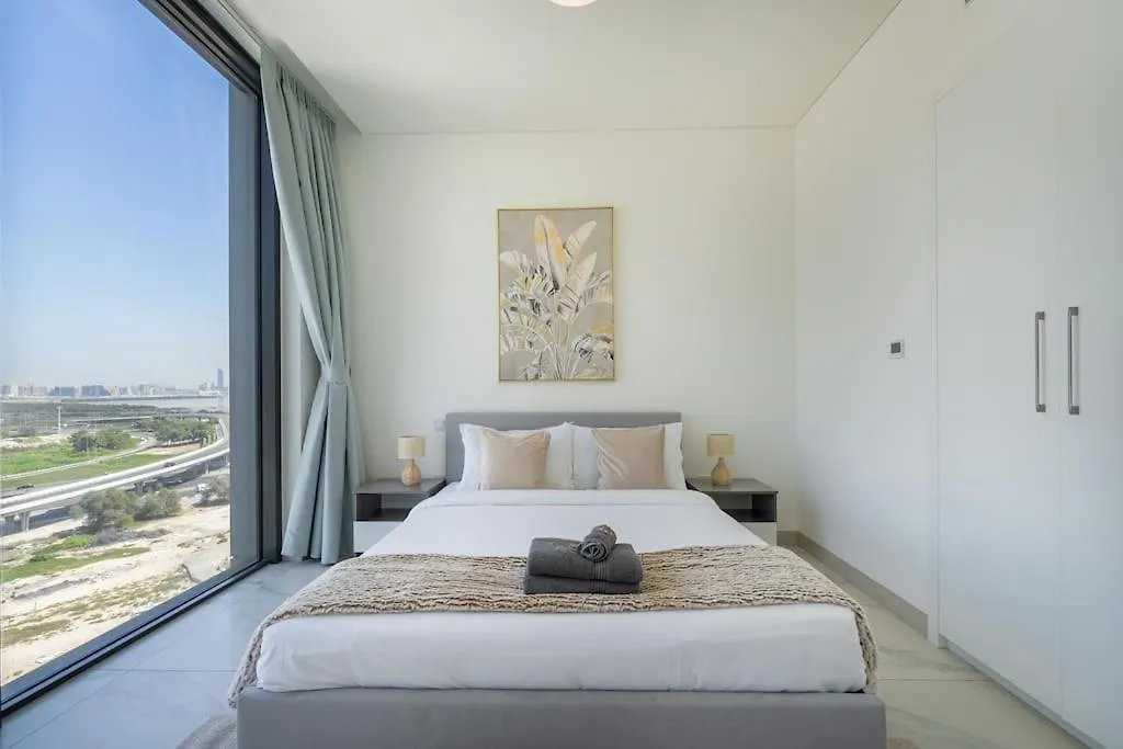 Apartment Marco Polo - Stunning 2Br With Burj View, Spacious Gym & Pool Dubai