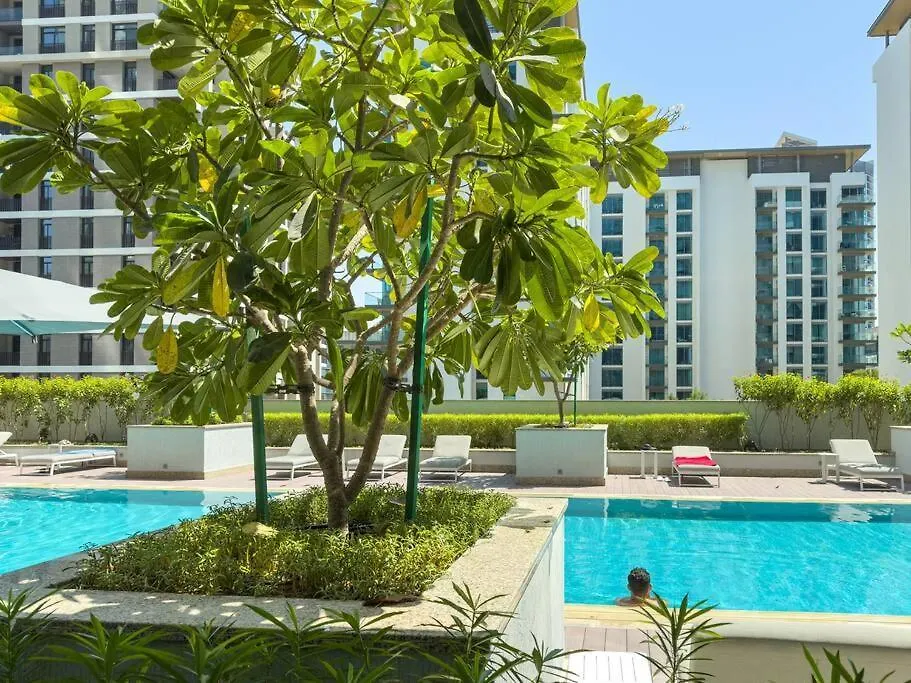 Marco Polo - Stunning 2Br With Burj View, Spacious Gym & Pool Dubai
