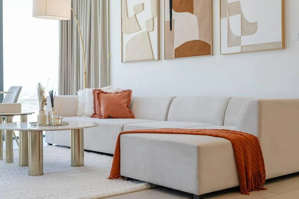 Marco Polo - Stunning 2Br With Burj View, Spacious Gym & Pool Dubai