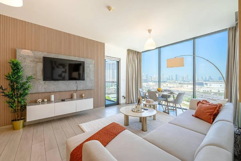 Marco Polo - Stunning 2Br With Burj View, Spacious Gym & Pool Dubai